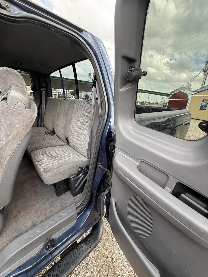 Ford F-150 XLT SuperCab Long Bed 4WD 2002
