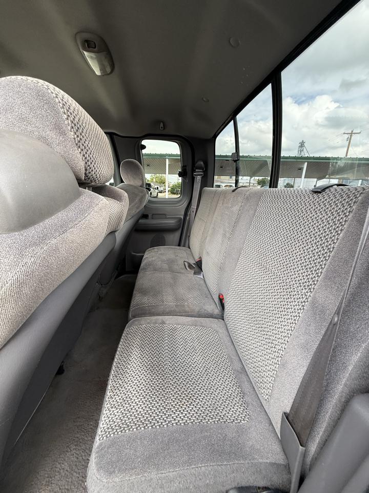 Ford F-150 XLT SuperCab Long Bed 4WD 2002