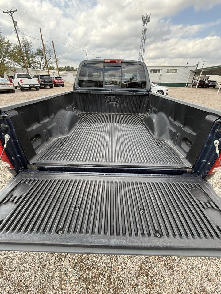 Ford F-150 XLT SuperCab Long Bed 4WD 2002
