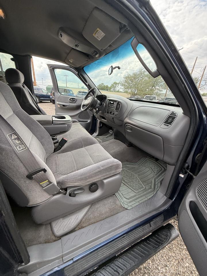Ford F-150 XLT SuperCab Long Bed 4WD 2002
