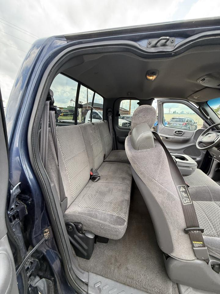 Ford F-150 XLT SuperCab Long Bed 4WD 2002