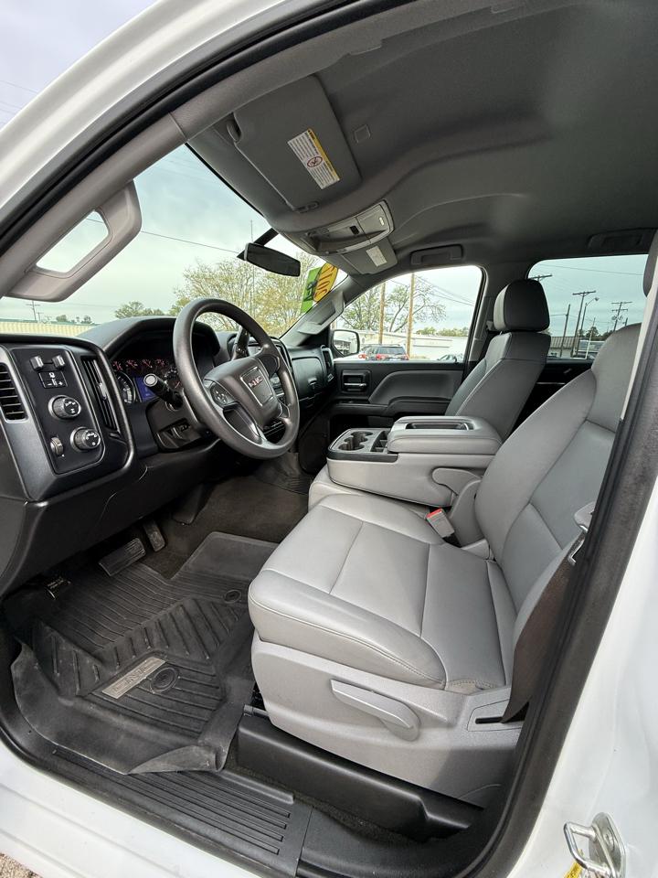 GMC Sierra 2500HD Crew Cab Short Bed 4WD 2017