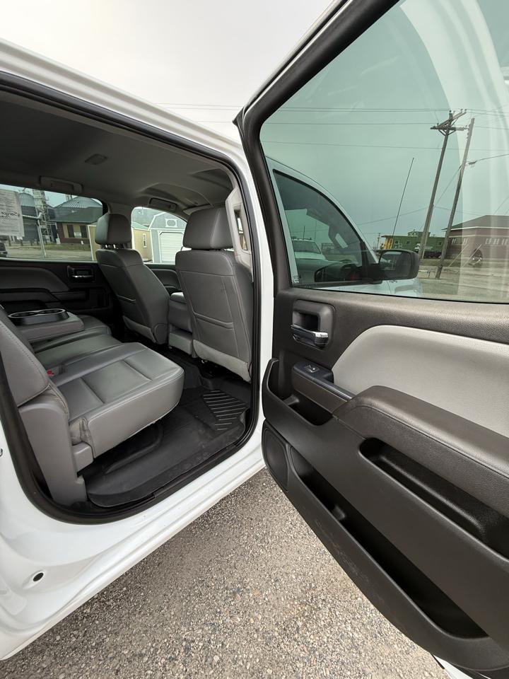 GMC Sierra 2500HD Crew Cab Short Bed 4WD 2017