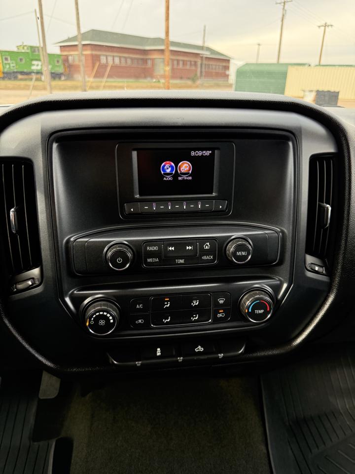GMC Sierra 2500HD Crew Cab Short Bed 4WD 2017