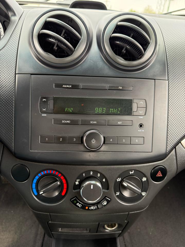 Chevrolet Aveo LS 4-Door 2007