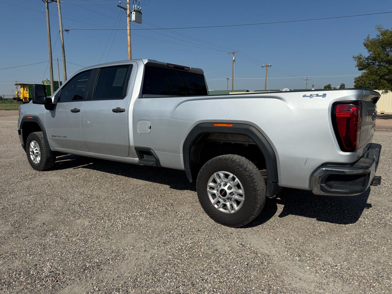 GMC Sierra 2500HD Pro Crew Cab 4WD SB 2022