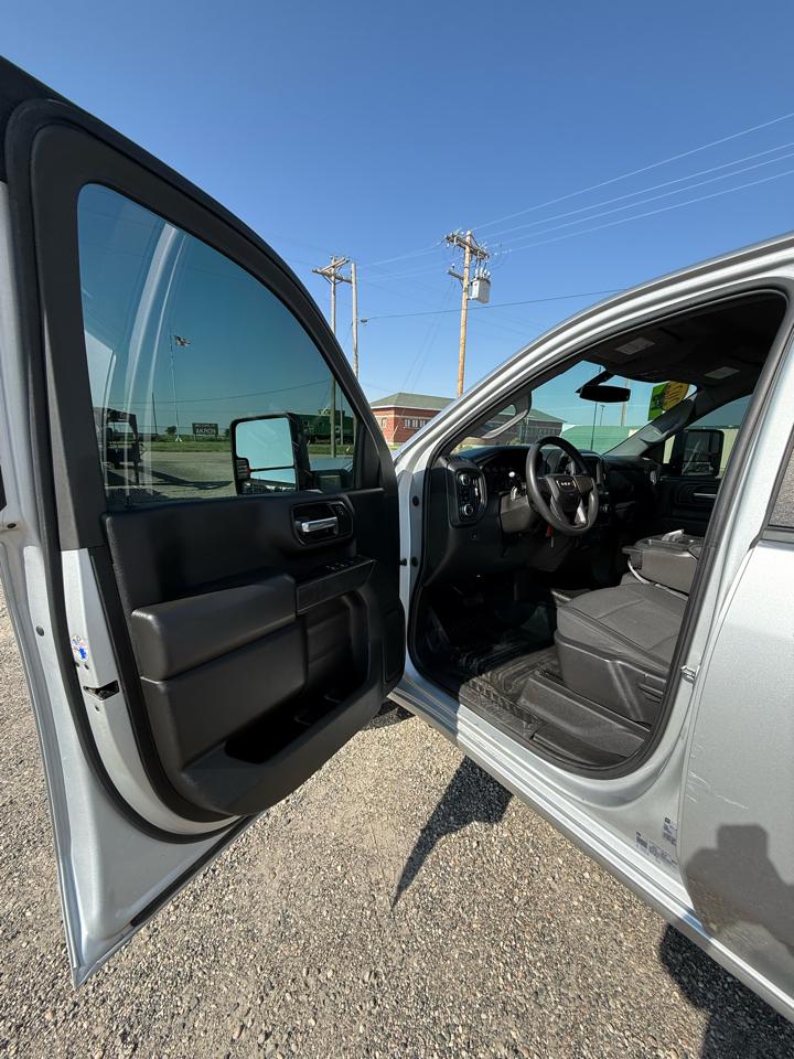 GMC Sierra 2500HD Pro Crew Cab 4WD SB 2022