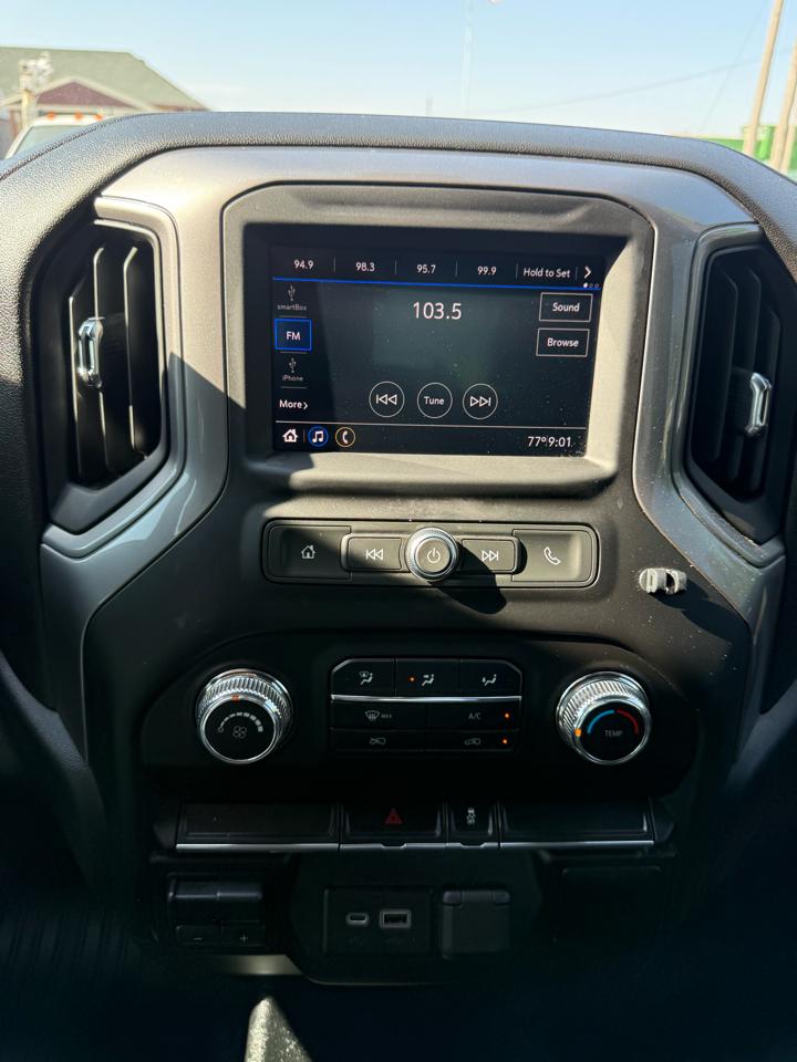 GMC Sierra 2500HD Pro Crew Cab 4WD SB 2022