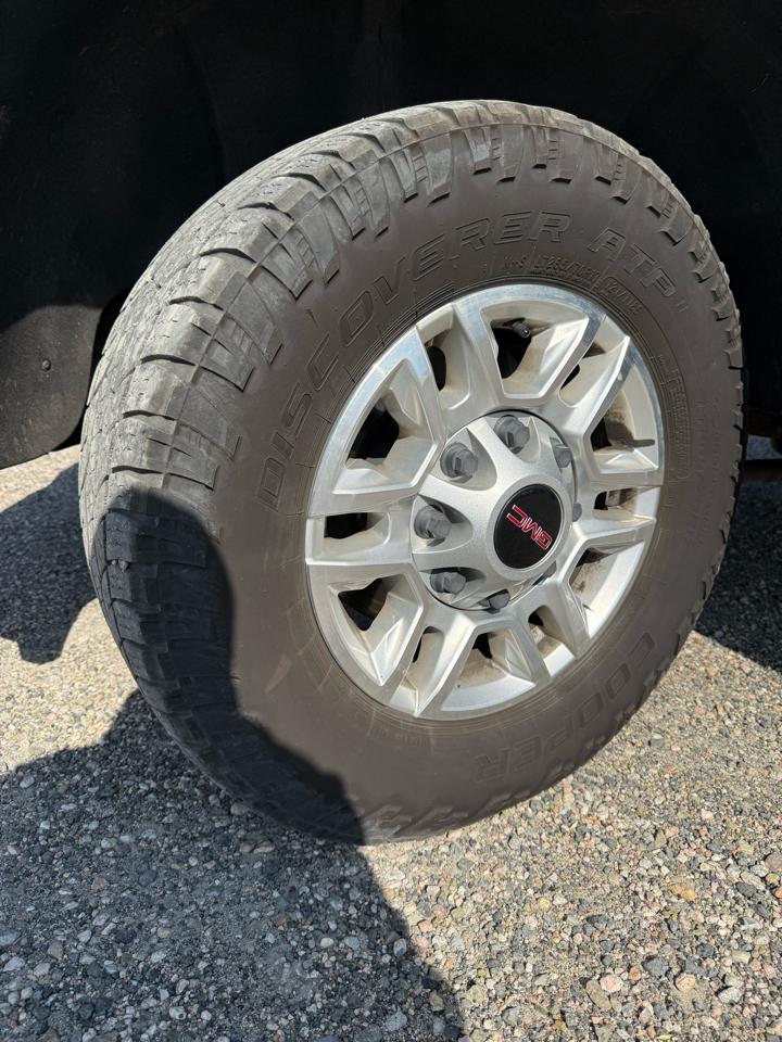 GMC Sierra 2500HD Pro Crew Cab 4WD SB 2022