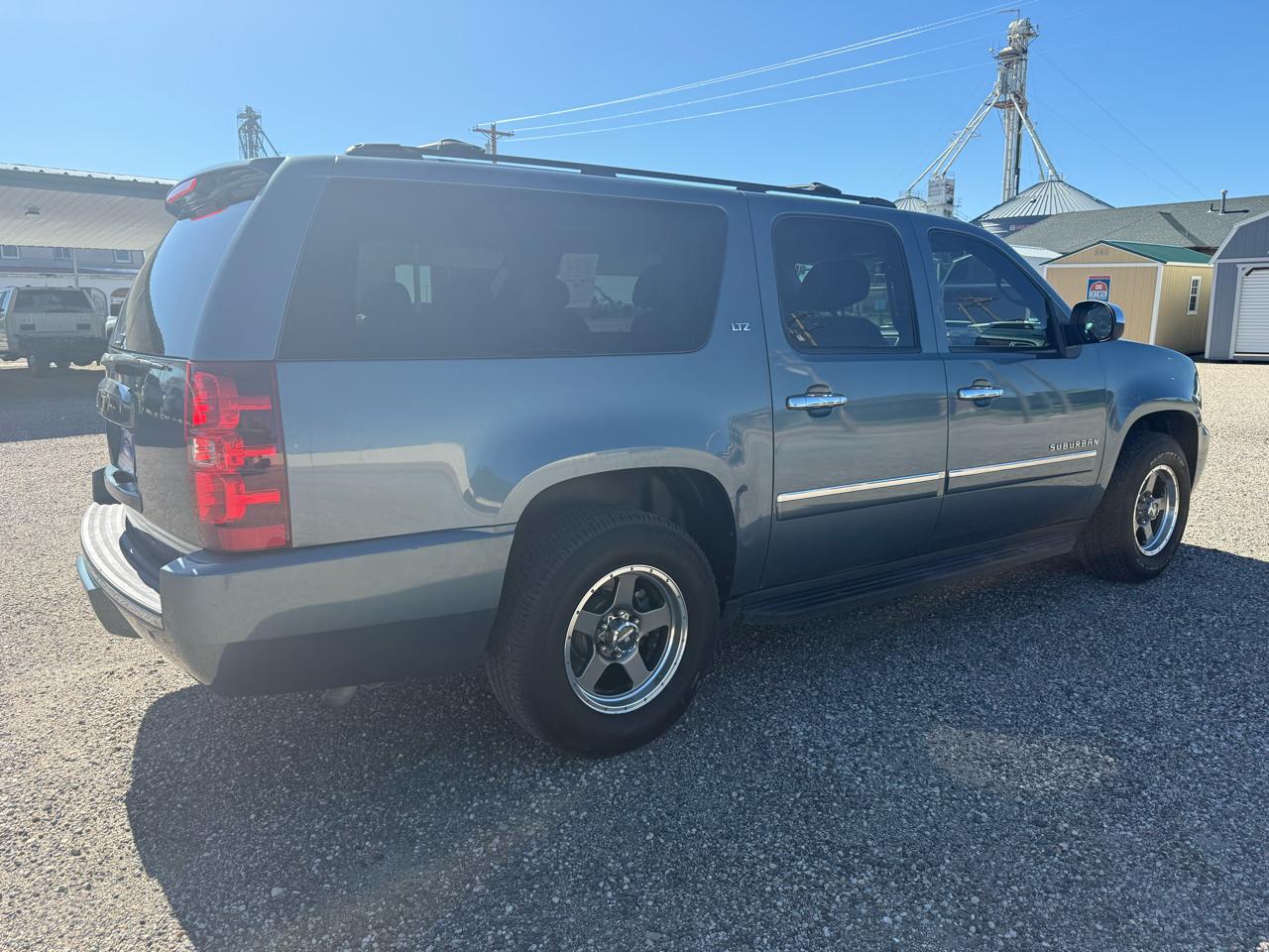 Chevrolet Suburban LTZ 1500 4WD 2010