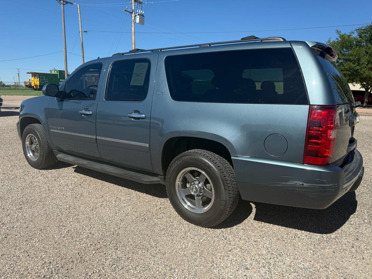 Chevrolet Suburban LTZ 1500 4WD 2010