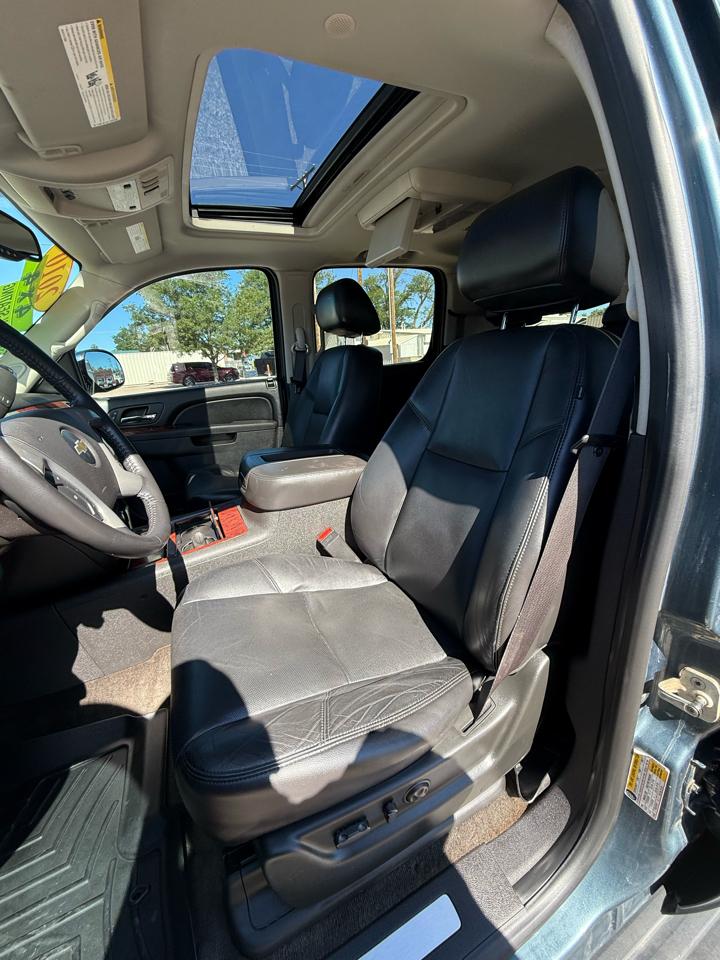 Chevrolet Suburban LTZ 1500 4WD 2010