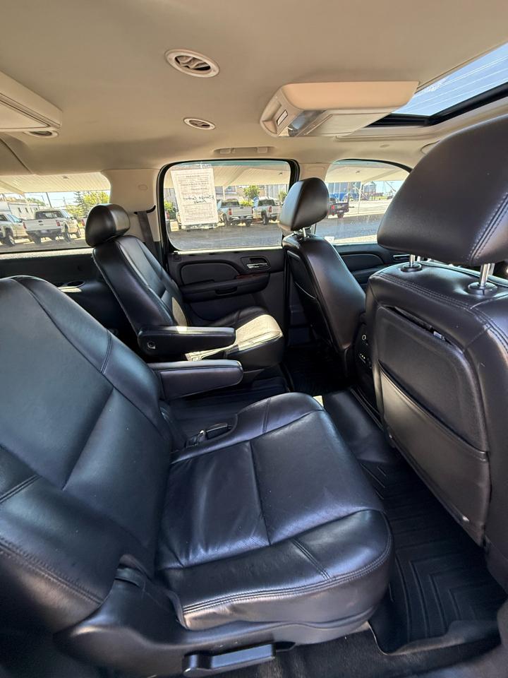 Chevrolet Suburban LTZ 1500 4WD 2010