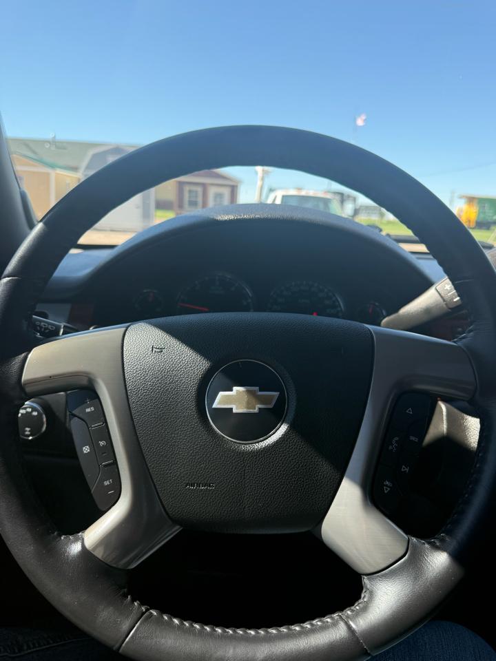 Chevrolet Suburban LTZ 1500 4WD 2010