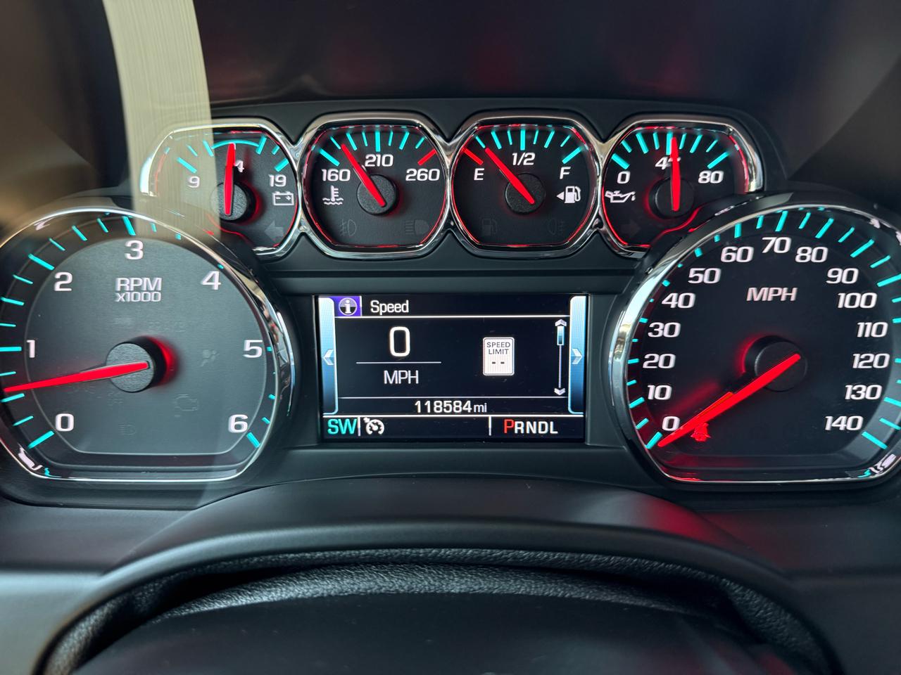 Chevrolet Suburban LT 4WD 2018
