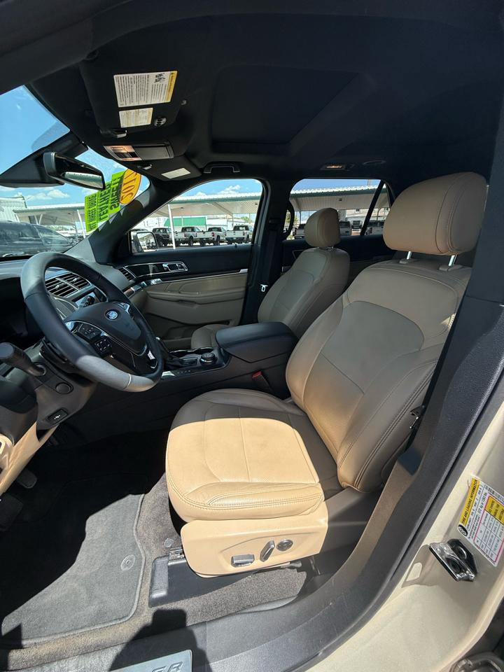 Ford Explorer Limited 4WD 2017