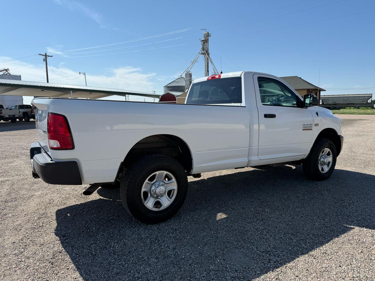 RAM 2500 Tradesman Regular Cab 4WD 2015