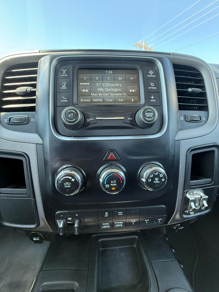 RAM 2500 Tradesman Regular Cab 4WD 2015