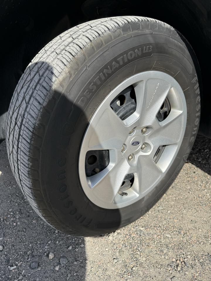 Ford Explorer 4WD 4dr Base 2013