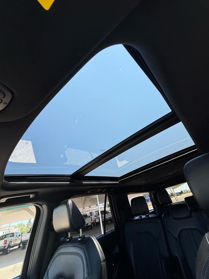 Ford Expedition MAX Limited 4WD 2021