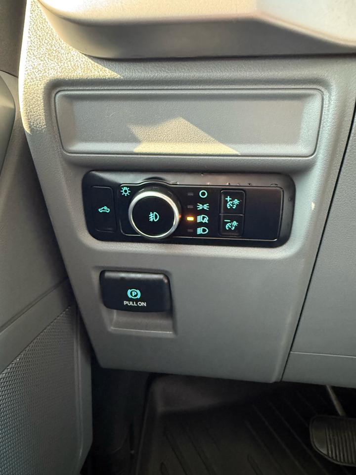 Ford F-150 XLT SuperCrew 5.5-ft. Bed 4WD 2023
