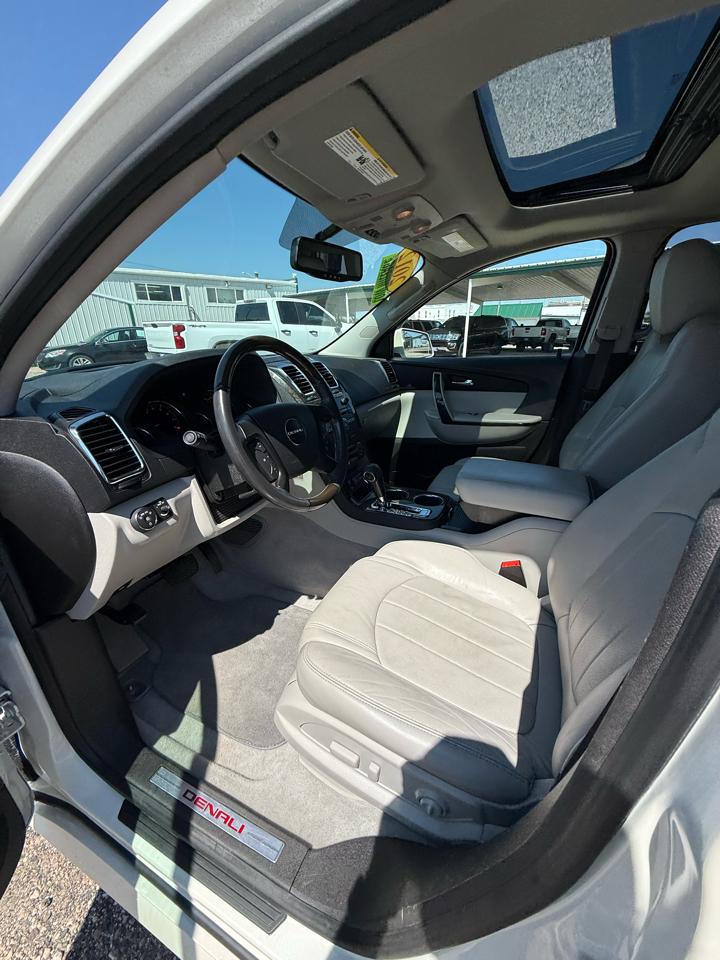 GMC Acadia Denali AWD 2012