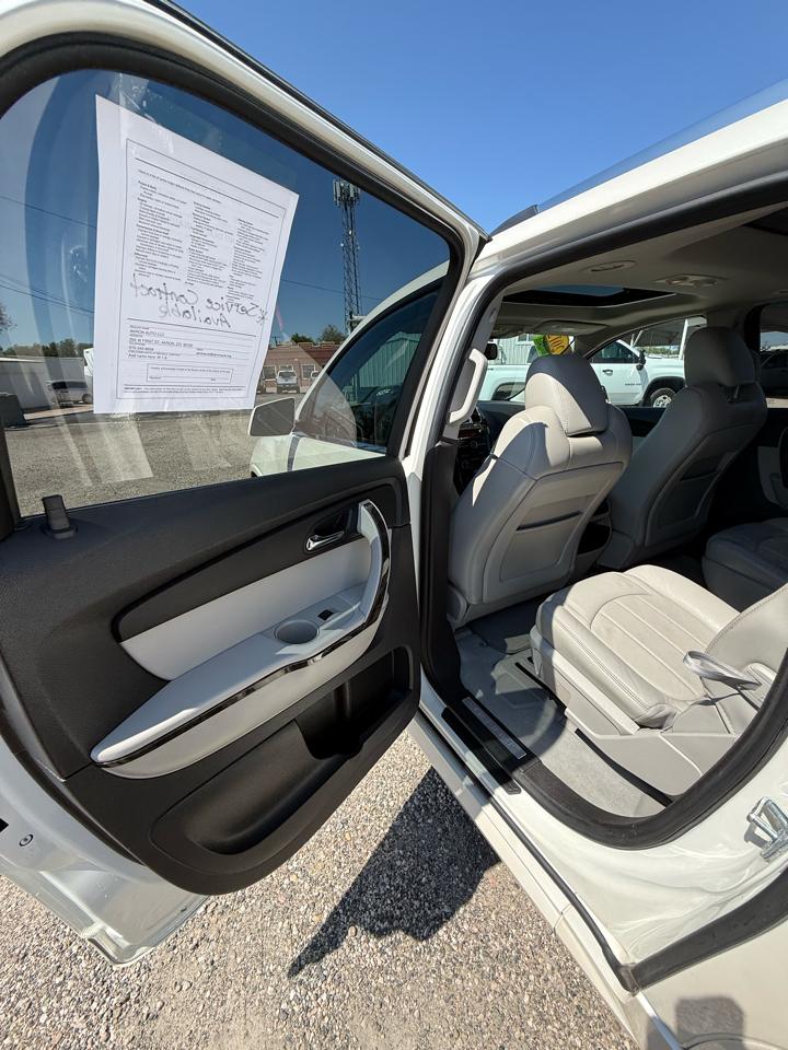 GMC Acadia Denali AWD 2012