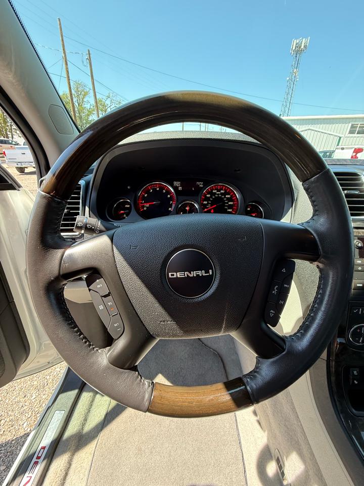 GMC Acadia Denali AWD 2012