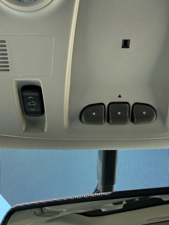 GMC Acadia Denali AWD 2012
