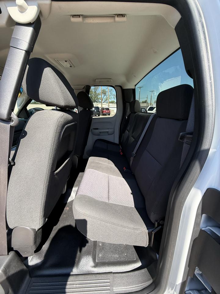 Chevrolet Silverado 1500 Work Truck Ext. Cab 4WD 2012