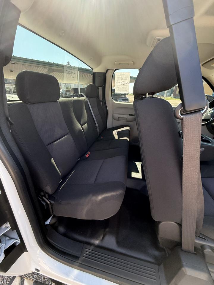 Chevrolet Silverado 1500 Work Truck Ext. Cab 4WD 2012
