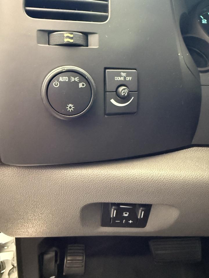 Chevrolet Silverado 1500 Work Truck Ext. Cab 4WD 2012