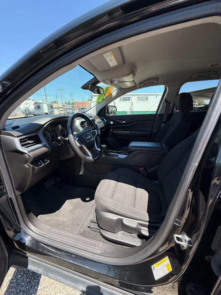 GMC Acadia SLE-1 FWD 2019