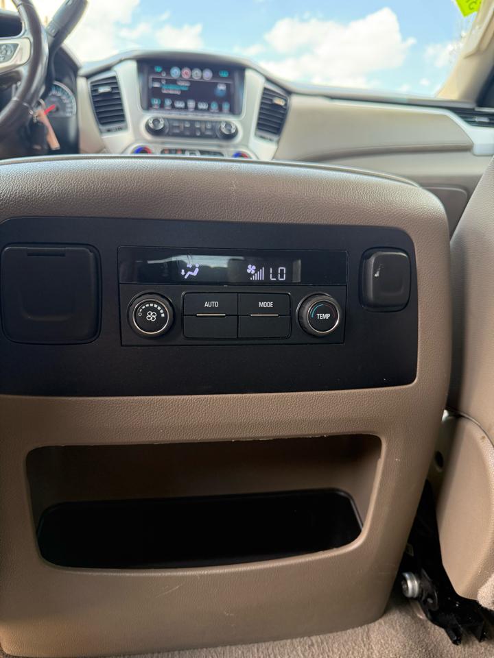 GMC Yukon SLT Standard Edition 4WD 2019