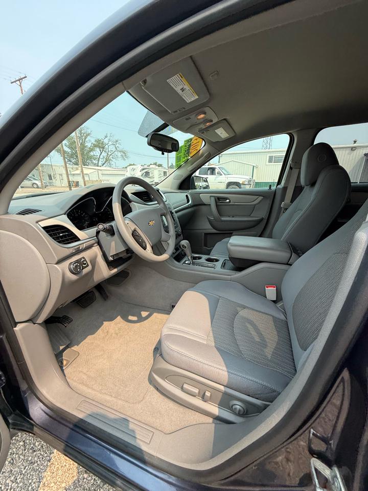 Chevrolet Traverse LS AWD 2013