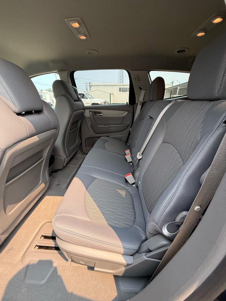 Chevrolet Traverse LS AWD 2013
