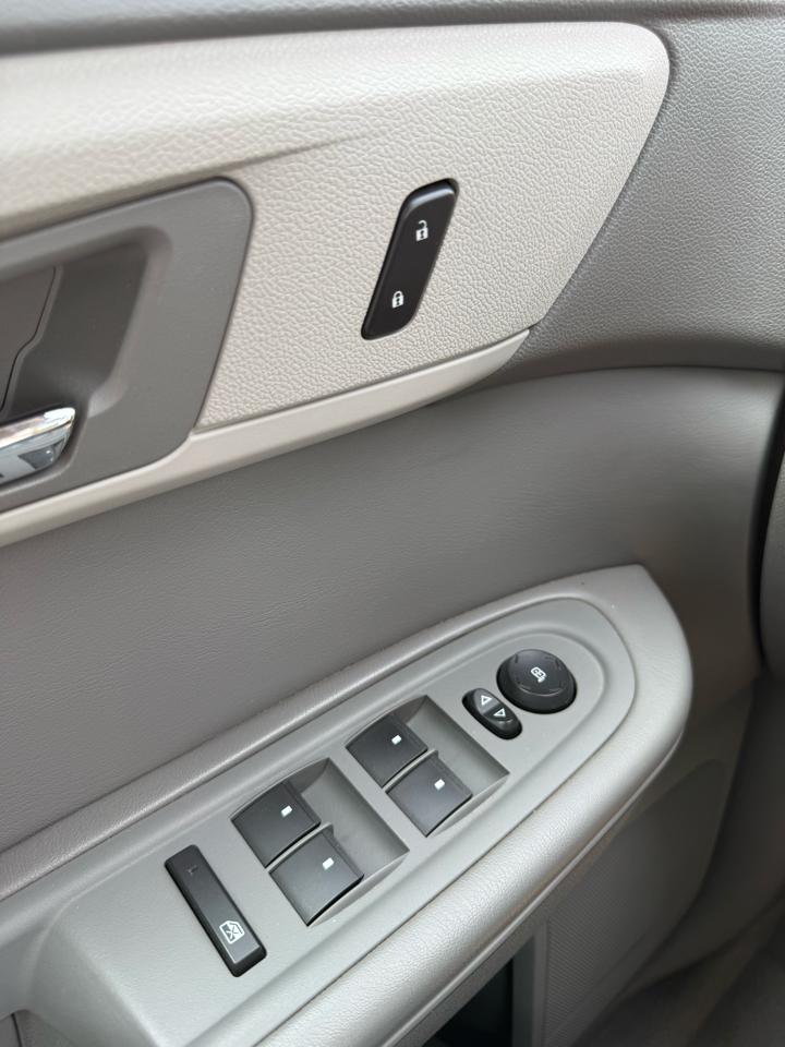 Chevrolet Traverse LS AWD 2013