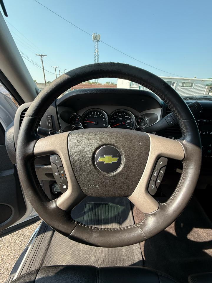 Chevrolet Silverado 1500 LT Crew Cab 4WD 2013