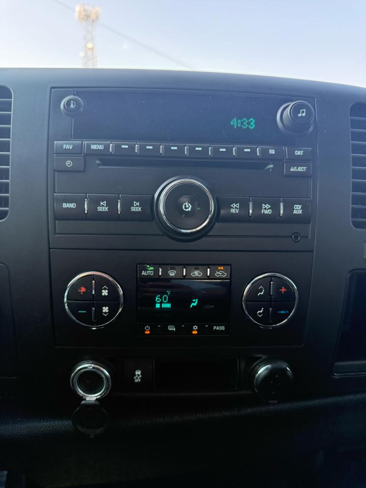 Chevrolet Silverado 1500 LT Crew Cab 4WD 2013