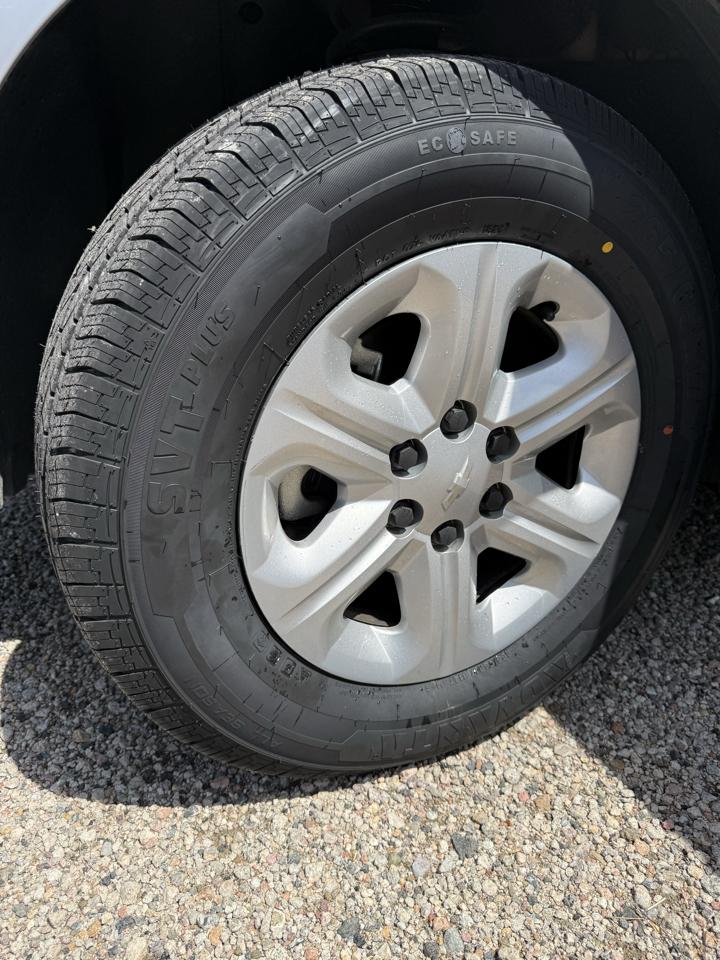 Chevrolet Traverse LS FWD w/PDC 2017