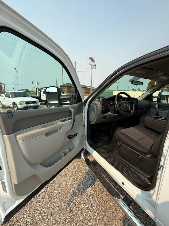 GMC Sierra 2500HD Work Truck Crew Cab 4WD 2012
