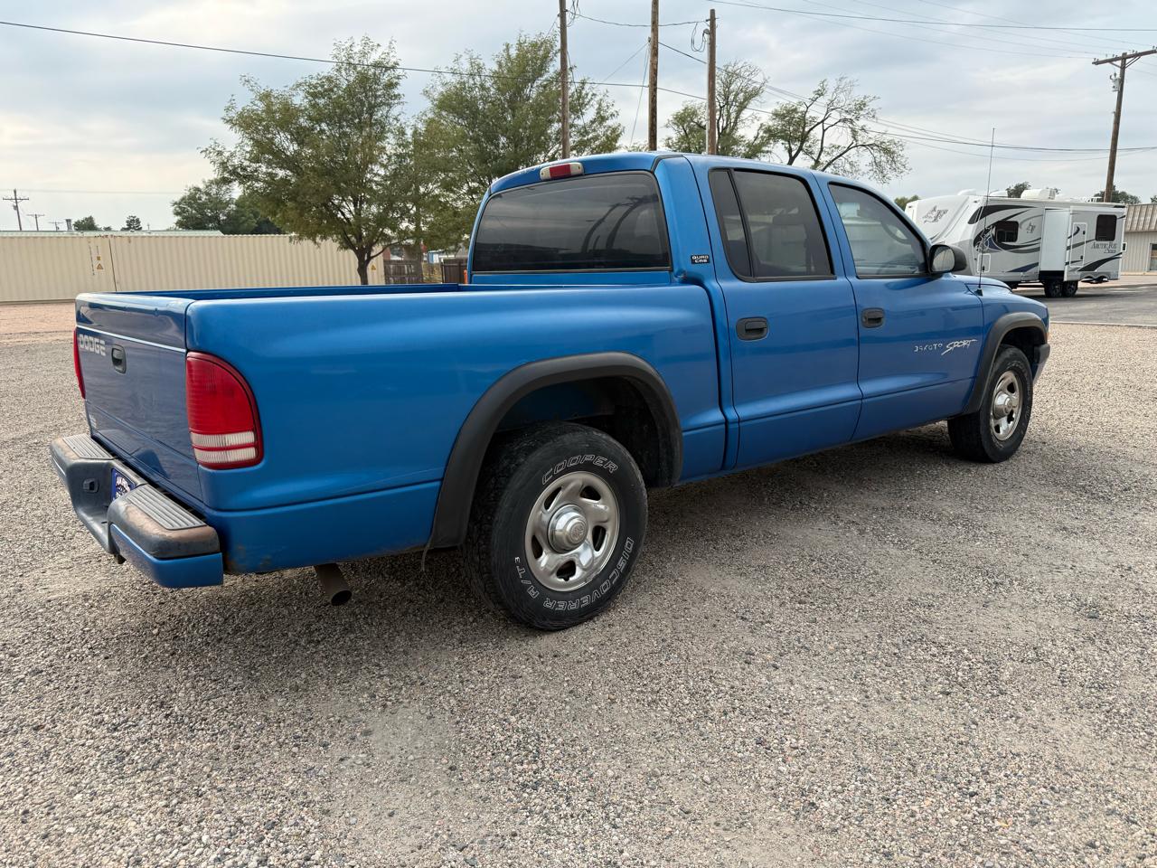 Dodge Dakota Quad Cab 2WD 2001