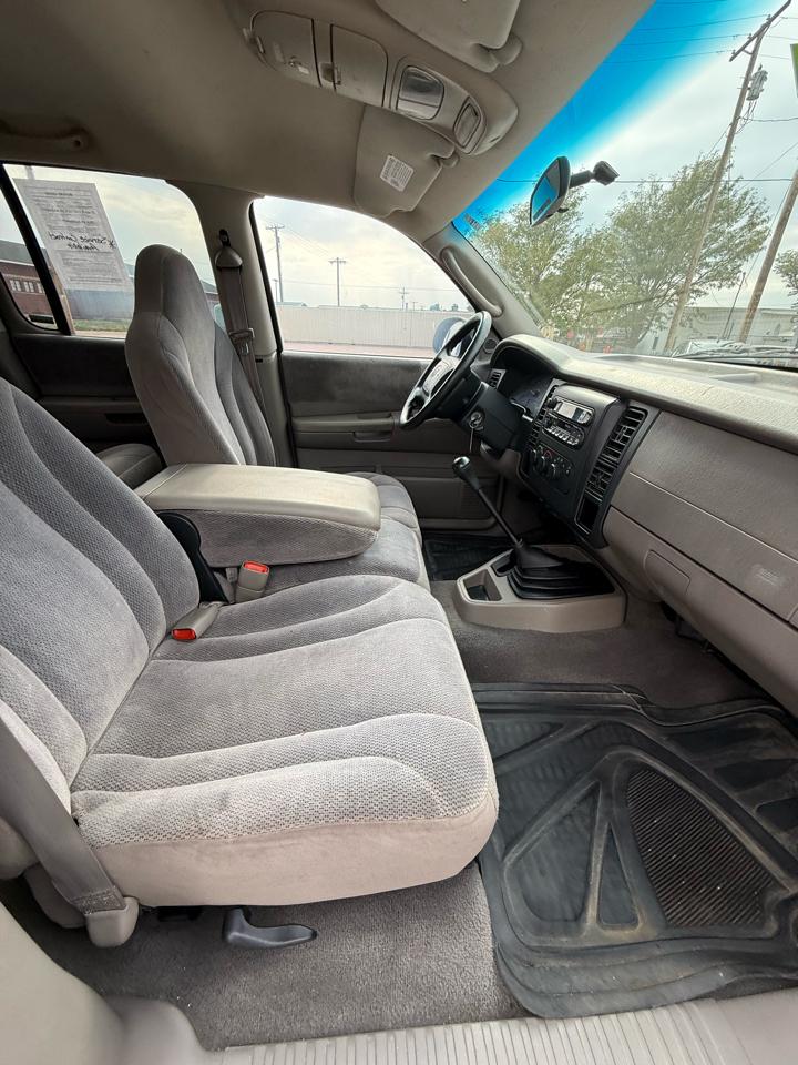Dodge Dakota Quad Cab 2WD 2001