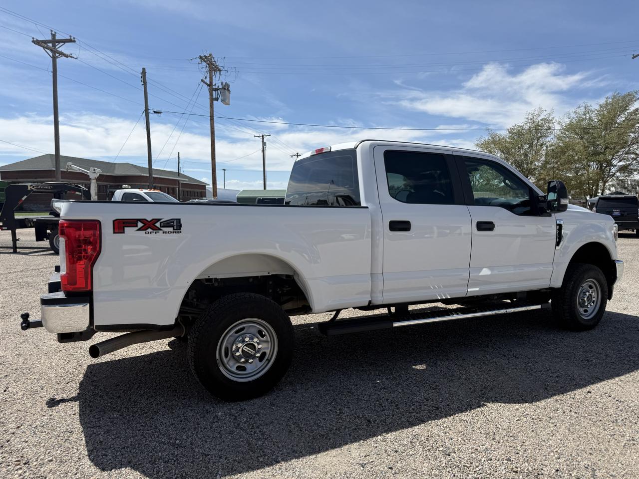 Ford F-250 SD XL Crew Cab 4WD 2019