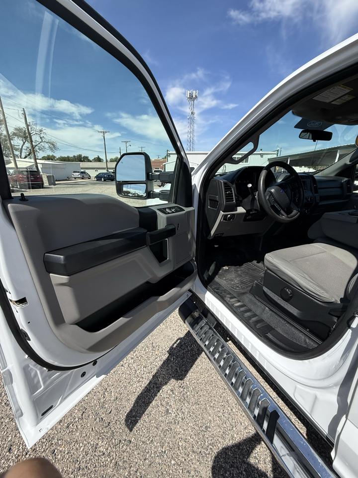 Ford F-250 SD XL Crew Cab 4WD 2019