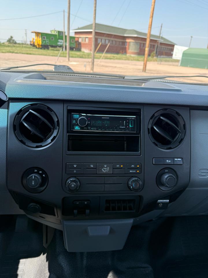 Ford F-250 SD XL SuperCab 4WD 2015
