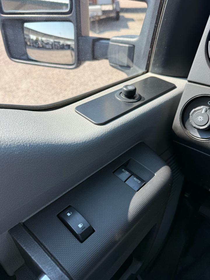 Ford F-250 SD XL SuperCab 4WD 2015