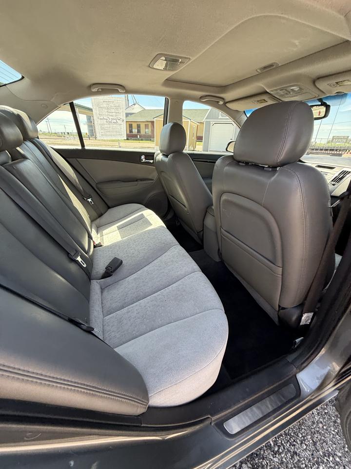 Hyundai Sonata SE V6 2009