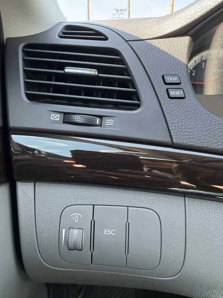 Hyundai Sonata SE V6 2009