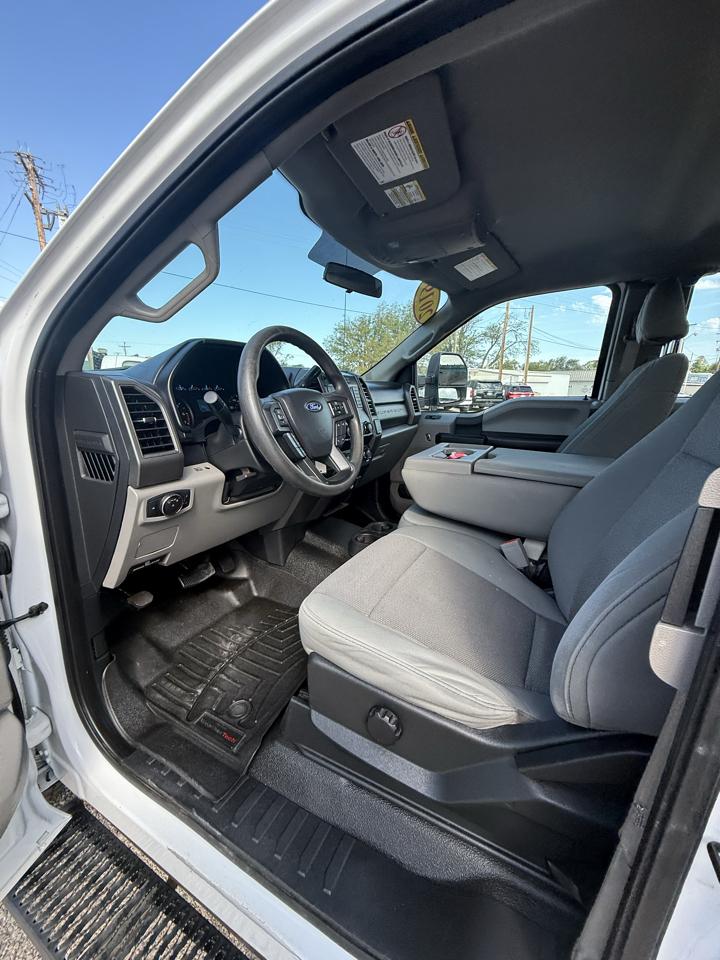 Ford F-250 SD XL SuperCab Long Bed 4WD 2019